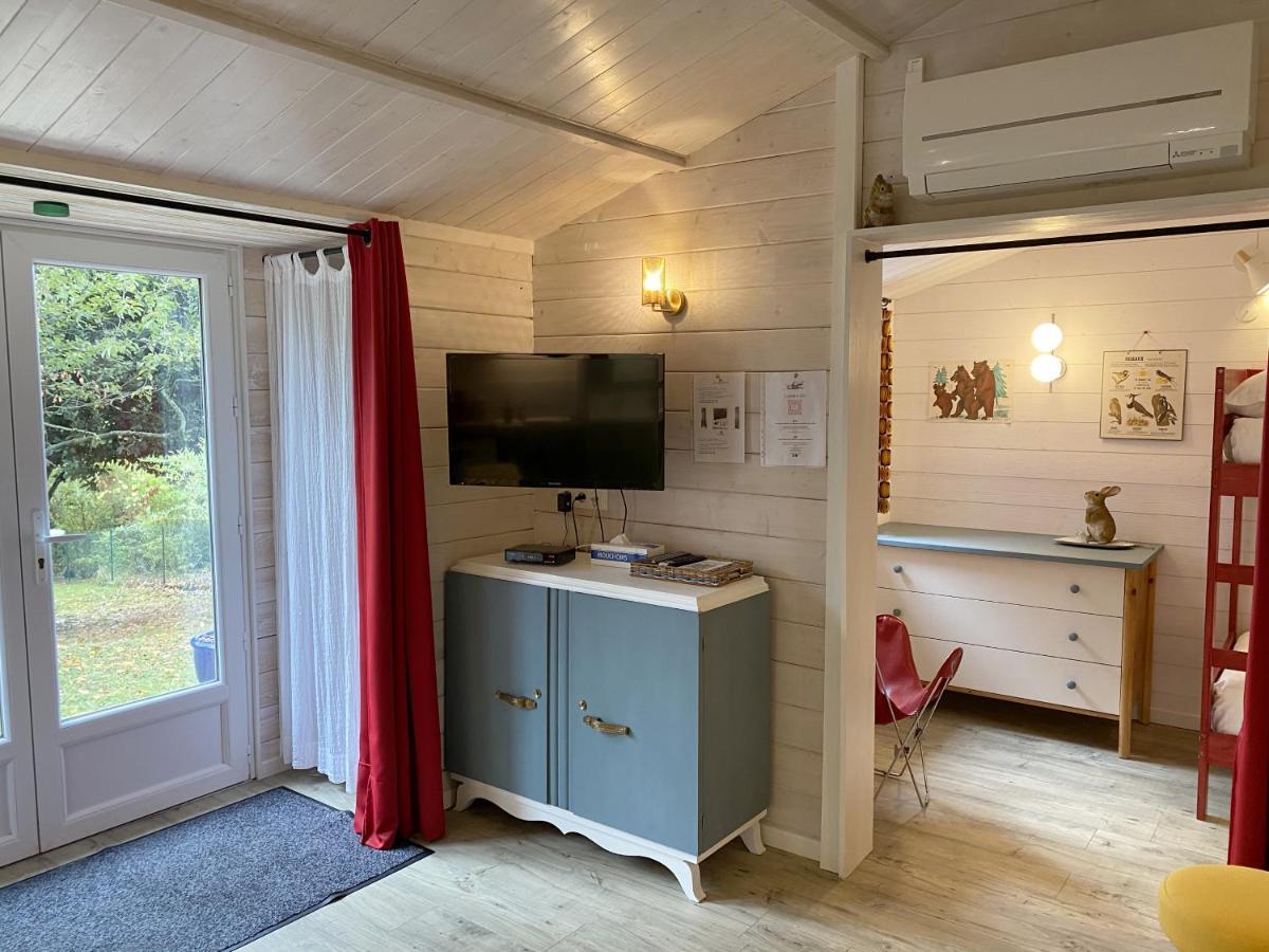 Le Cabanon De Chessy Bed & Breakfast Exterior photo